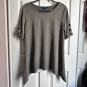 Apt 9 Women's Large Olive Green Sharkbite Hem Top Criss-Cross Elbow Sleeves